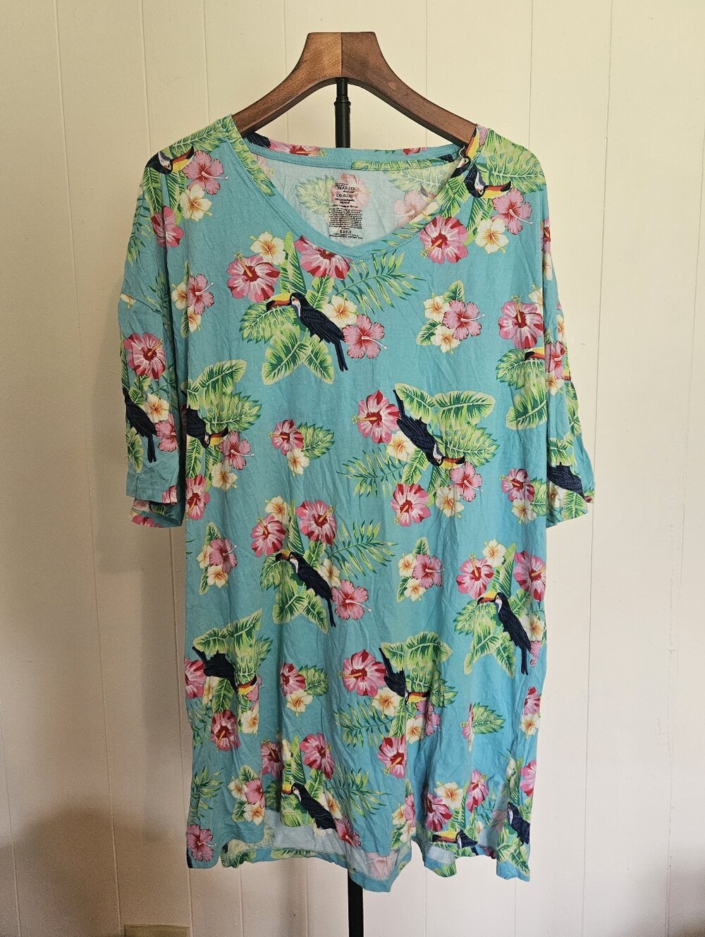 Secret Treasures Aqua Tropical Floral Nightgown Size L/XL